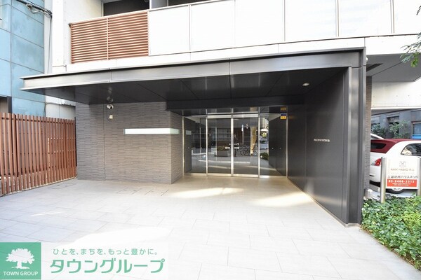 エントランス(部屋探しは株式会社　タウンハウジング　までお気軽にお問合せ…)