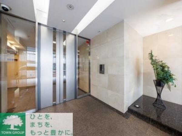 ロビー(部屋探しは株式会社　タウンハウジング　までお気軽にお問合せ…)