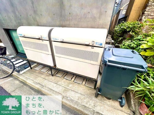 共有部分(敷地内ゴミ置き場)
