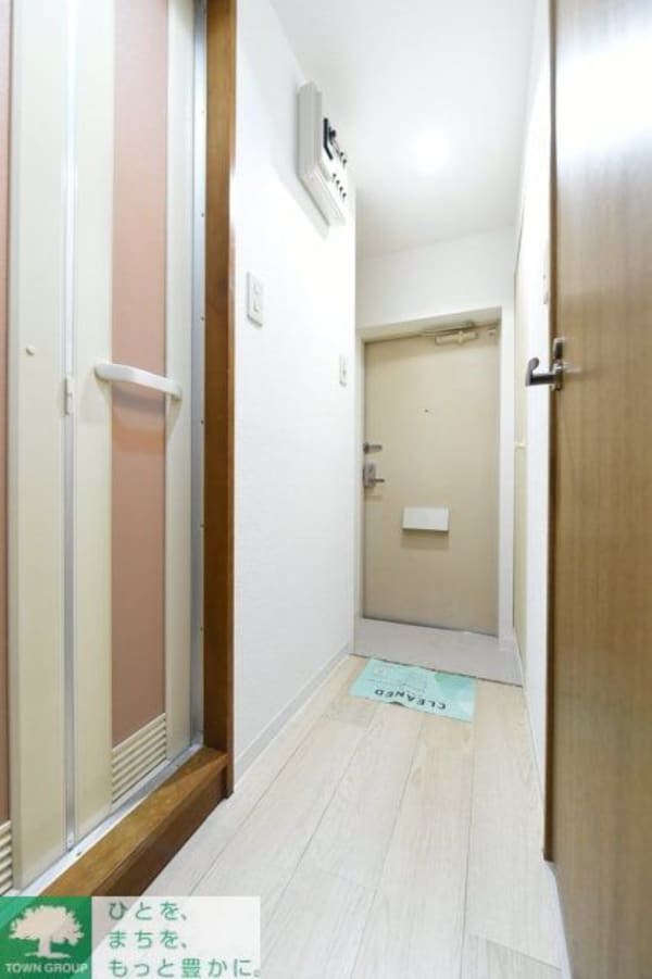 玄関(お部屋探しは株式会社　タウンハウジング　までお気軽にお問合…)