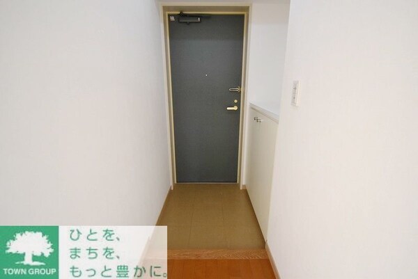 玄関(お部屋探しは株式会社　タウンハウジング　までお気軽にお問合…)