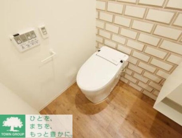 トイレ(お部屋探しは株式会社　タウンハウジング　までお気軽にお問合…)