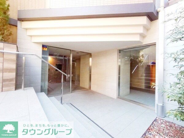 エントランス(部屋探しは株式会社　タウンハウジング　までお気軽にお問合せ…)