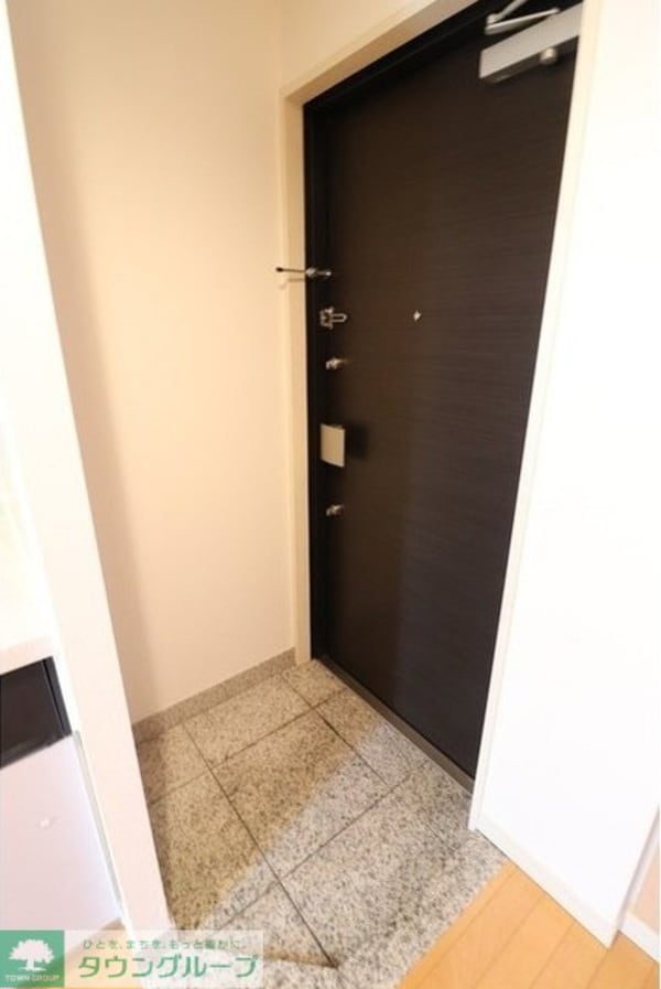 玄関(お部屋探しは株式会社　タウンハウジング　までお気軽にお問合…)