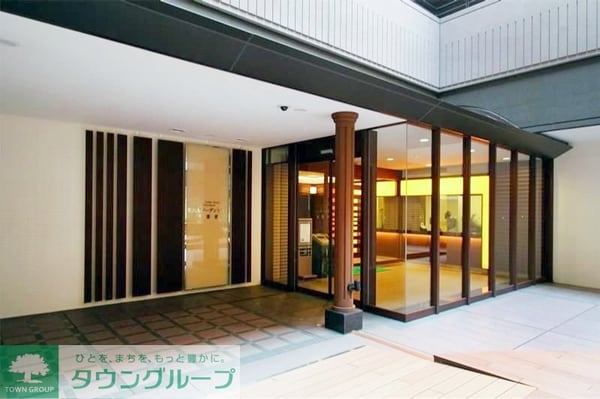 エントランス(部屋探しは株式会社　タウンハウジング　までお気軽にお問合せ…)