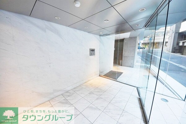 ロビー(部屋探しは株式会社　タウンハウジング　までお気軽にお問合せ…)
