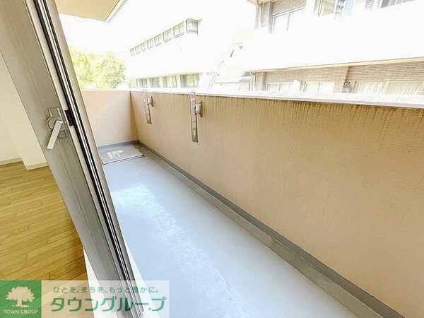 バルコニー(お問合せは(株)タウンハウジング赤坂店へ【03-5563-…)