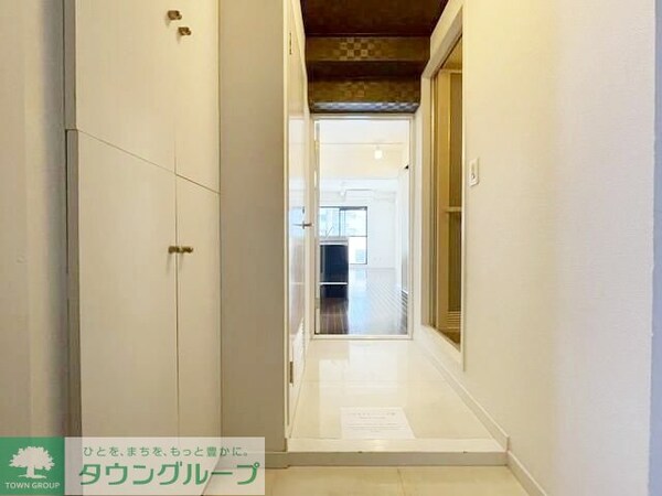玄関(お部屋探しは株式会社　タウンハウジング　までお気軽にお問合…)