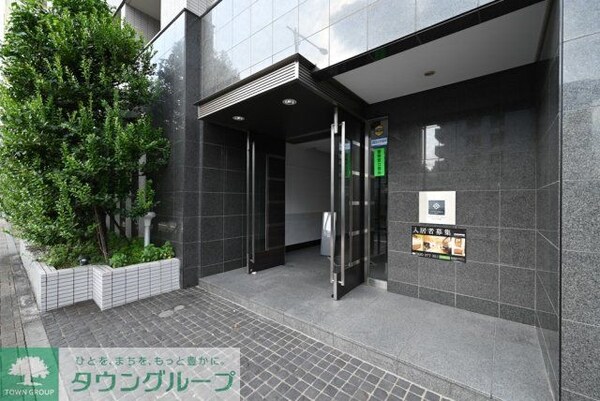 エントランス(部屋探しは株式会社　タウンハウジング　までお気軽にお問合せ…)