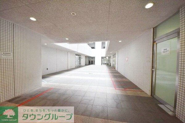 エントランス(部屋探しは株式会社　タウンハウジング　までお気軽にお問合せ…)