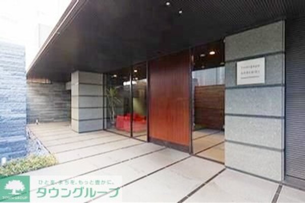 エントランス(部屋探しは株式会社　タウンハウジング　までお気軽にお問合せ…)