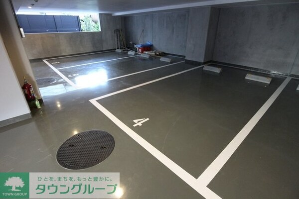 駐車場(部屋探しは株式会社　タウンハウジング　までお気軽にお問合せ…)
