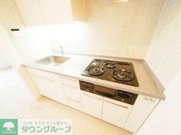 キッチン(お部屋探しは株式会社　タウンハウジング　までお気軽にお問合…)
