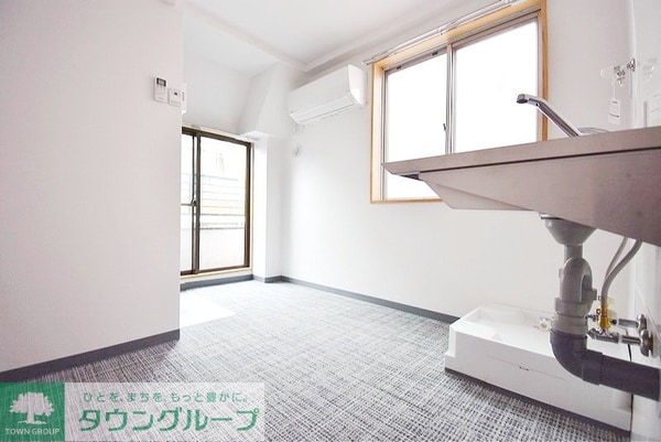 リビング・居室(お部屋探しは株式会社　タウンハウジング　までお気軽にお問合…)