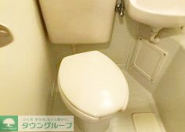 トイレ(お部屋探しは株式会社　タウンハウジング　までお気軽にお問合…)