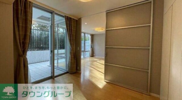 寝室(部屋探しは株式会社　タウンハウジング　までお気軽にお問合せ…)
