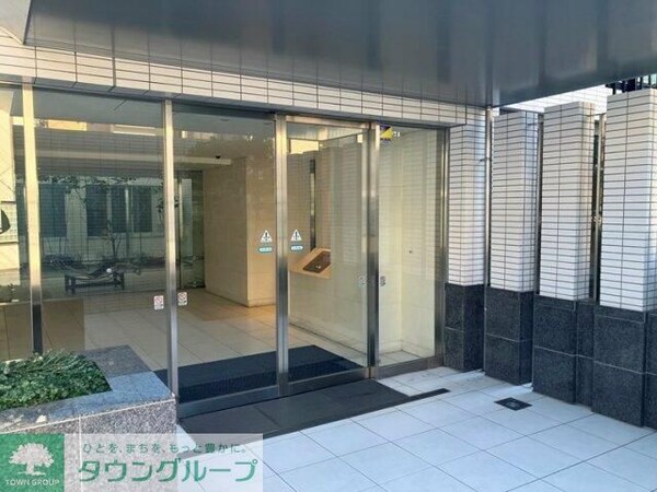 エントランス(部屋探しは株式会社　タウンハウジング　までお気軽にお問合せ…)