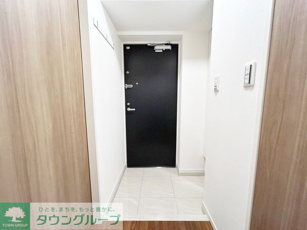 玄関(お部屋探しは株式会社　タウンハウジング　までお気軽にお問合…)