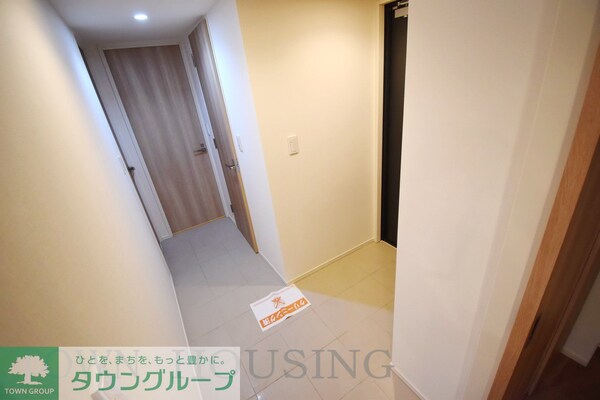 玄関(お部屋探しは株式会社　タウンハウジング　までお気軽にお問合…)