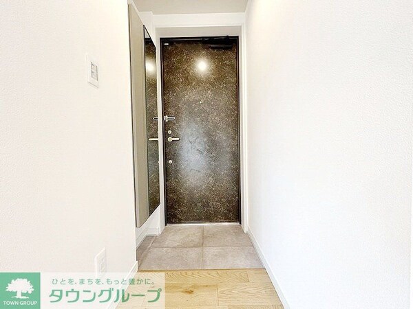玄関(部屋探しは株式会社　タウンハウジング　までお気軽にお問合せ…)