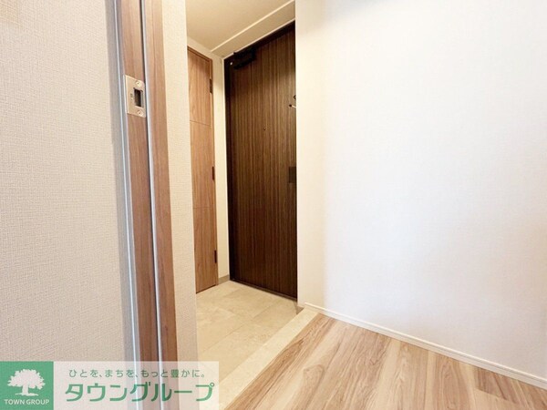 玄関(お部屋探しは株式会社　タウンハウジング　までお気軽にお問合…)