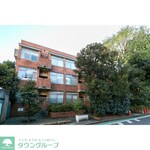 写真左側ごみ置き場（24時間可）