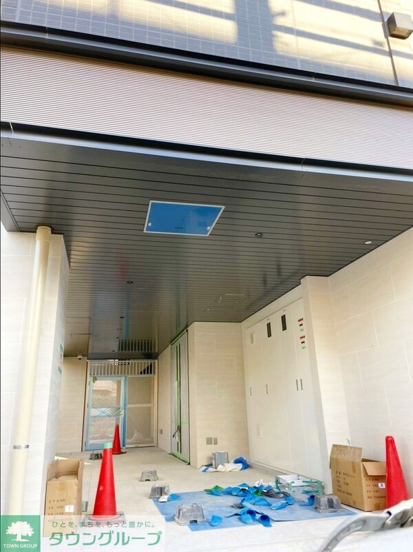 ロビー(部屋探しは株式会社　タウンハウジング　までお気軽にお問合せ…)