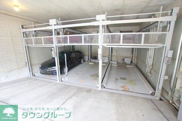 駐車場(部屋探しは株式会社　タウンハウジング　までお気軽にお問合せ…)