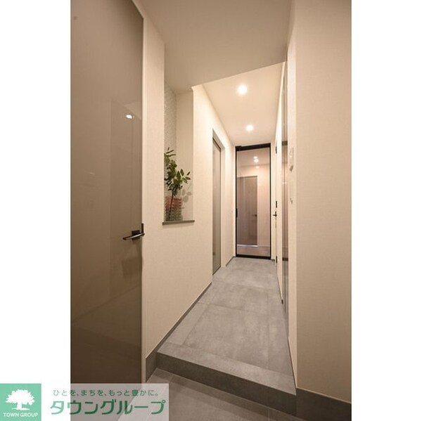 玄関(お部屋探しは株式会社　タウンハウジング　までお気軽にお問合…)
