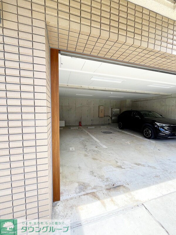 駐車場(部屋探しは株式会社　タウンハウジング　までお気軽にお問合せ…)