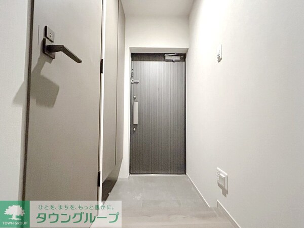 玄関(お部屋探しは株式会社　タウンハウジング　までお気軽にお問合…)