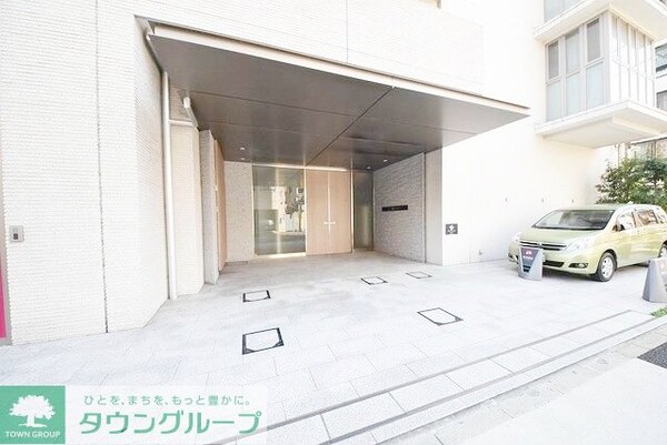 エントランス(部屋探しは株式会社　タウンハウジング　までお気軽にお問合せ…)