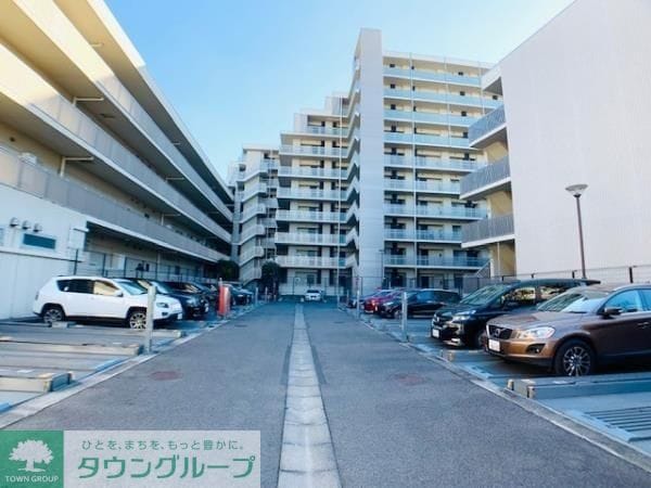 駐車場(部屋探しは株式会社　タウンハウジング　までお気軽にお問合せ…)