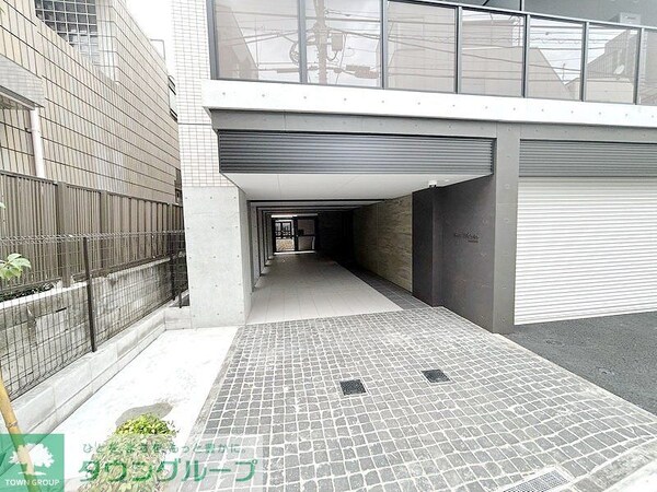 エントランス(部屋探しは株式会社　タウンハウジング　までお気軽にお問合せ…)