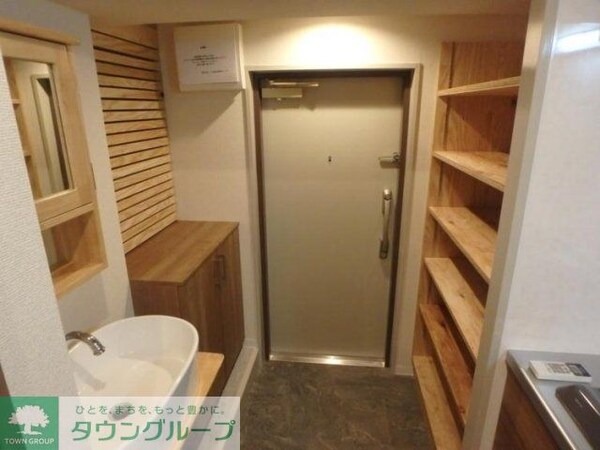 玄関(お部屋探しは株式会社　タウンハウジング　までお気軽にお問合…)