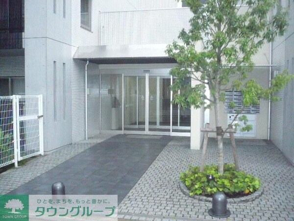 エントランス(部屋探しは株式会社　タウンハウジング　までお気軽にお問合せ…)