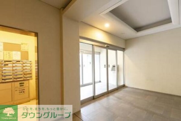 ロビー(部屋探しは株式会社　タウンハウジング　までお気軽にお問合せ…)
