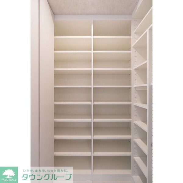 玄関(シューズインクローゼット)