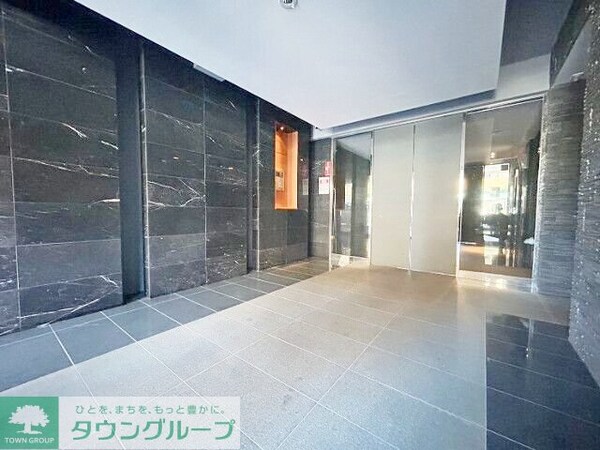 ロビー(部屋探しは株式会社　タウンハウジング　までお気軽にお問合せ…)