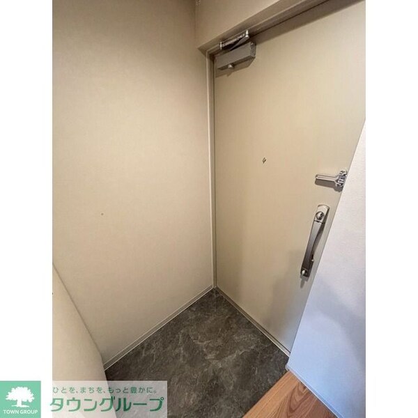 玄関(お部屋探しは株式会社　タウンハウジング　までお気軽にお問合…)