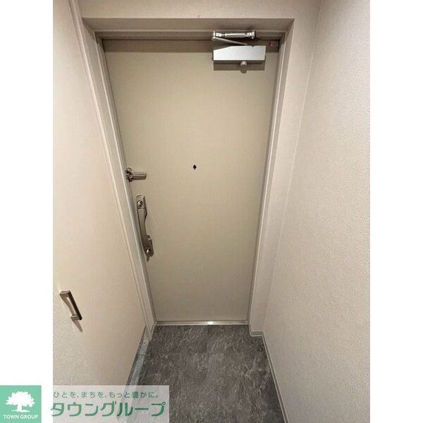 玄関(お部屋探しは株式会社　タウンハウジング　までお気軽にお問合…)