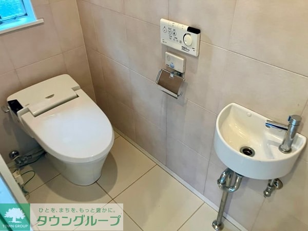 トイレ(お部屋探しは株式会社　タウンハウジング　までお気軽にお問合…)
