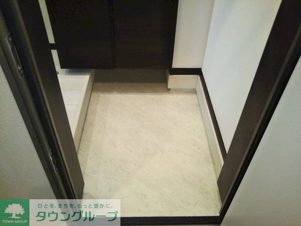 玄関(同施工参考)
