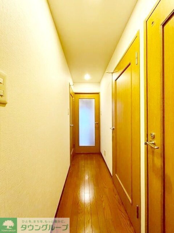 玄関(お部屋探しは株式会社　タウンハウジング　までお気軽にお問合…)