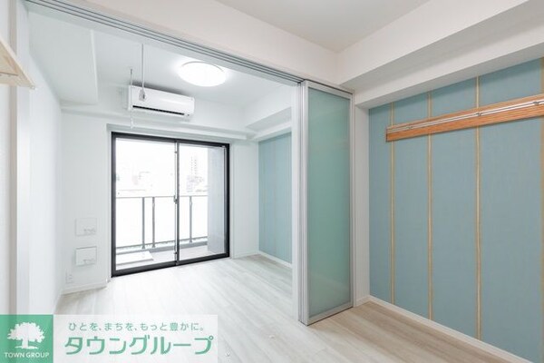 寝室(B’タイプ2022年7月撮影 同タイプ602号室の写真です。)