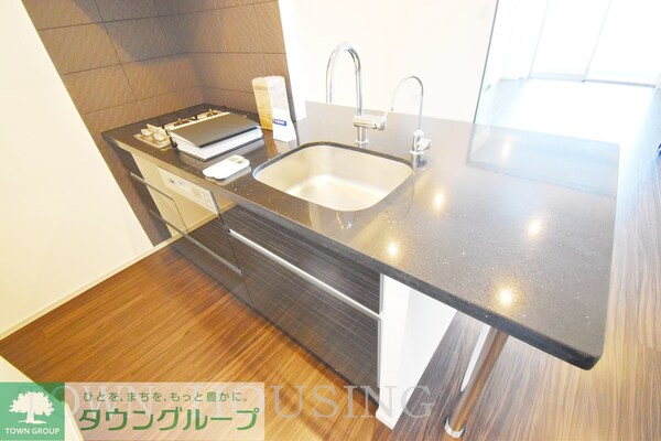 キッチン(お部屋探しは株式会社　タウンハウジング　までお気軽にお問合…)