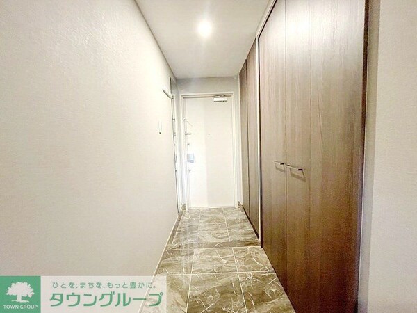 玄関(お問合せは(株)タウンハウジングレジデンス事業部【03-…)