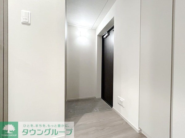玄関(お部屋探しは株式会社　タウンハウジング　までお気軽にお問合…)