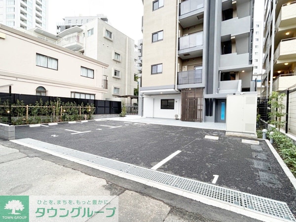 駐車場(部屋探しは株式会社　タウンハウジング　までお気軽にお問合せ…)