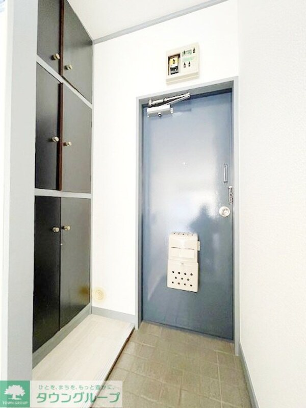 玄関(お部屋探しは株式会社　タウンハウジング　までお気軽にお問合…)